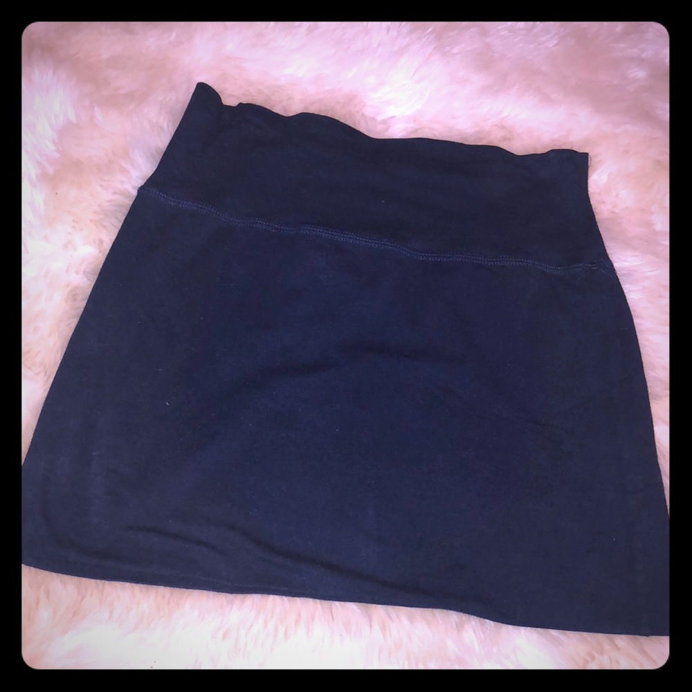 Navy mini skirt
